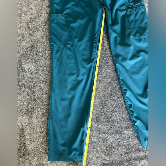 Carhartt Force® Men’s Caribbean Blue Stretch Scrub Bottoms, Medium, C155106 - Picture 6 of 13